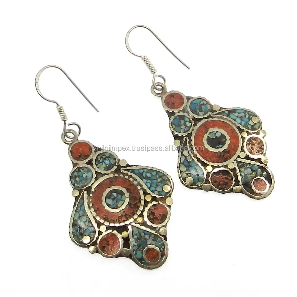 Red Coral & Turquoise Inlay Tibetaans Zilver Metalen Designer Dangle Earring Gemaakt In Nepal