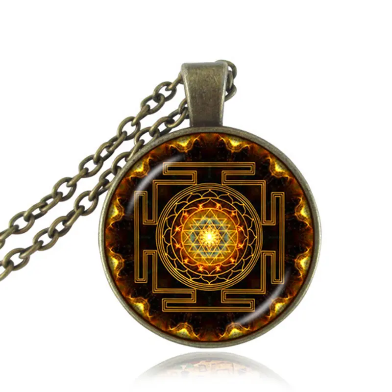 Drop Shipping Mode Buddha Sri Yantra Liontin Kalung Suci Geometri Sri Yantra Perhiasan Grosir