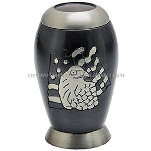 Suministros funerarios, urna de cremación de plata del orgullo americano, Brassworld, India - Product Image 2