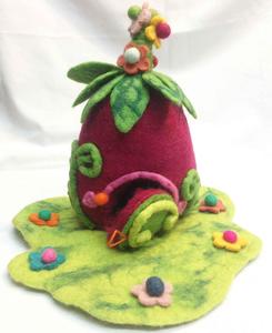 Fabriqué à la main en feutre Fairy Homes Oeuvre décorative Fait à la main au Népal Producteur et exportateur - Product Image 1