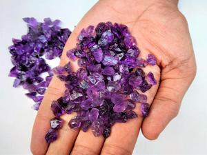 พลอยอเมทิสต์สีฟ้าธรรมชาติขนาด8มม. 50ชิ้นรูปทรงหยาบไม่ผ่านการบำบัดจากอินเดีย - Product Image 4