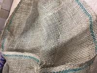 Sac en toile de jute biodégradable de haute qualité pour l'emballage des oignons et des légumes, utilisation agricole, sac de stockage agricole, capacité de 50-60 kg