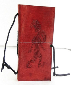 Journal en cuir de taille B5 personnalisé fait à la main Design tribal classique couverture souple idéal pour l'écriture utilisation professionnelle comprend un signet - Product Image 1