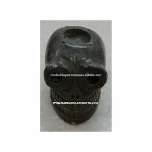 Porte-encens en forme de tête en pierre savonneuse noire pour décoration religieuse Encens indien - Product Image 1