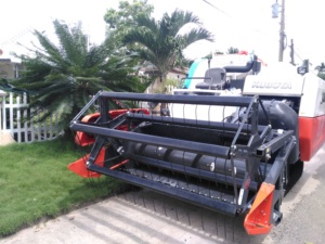 Moissonneuse-batteuse automatique d'aquaculture DC-70 Kubota à vendre aérateurs de machine - Product Image 4