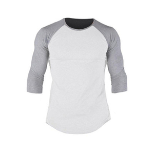 Camiseta al por mayor con manga raglán 3/4 de talla americana, camiseta de hilo anillado con logo personalizado para hombre - Product Image 4