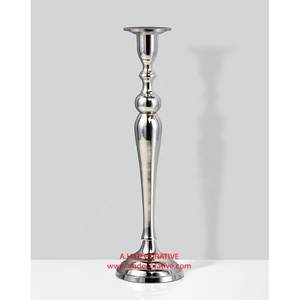 Ensemble de 3 bougeoirs en aluminium nickelé argenté et brillant pour décoration de jardin et d'église de Noël - Product Image 3