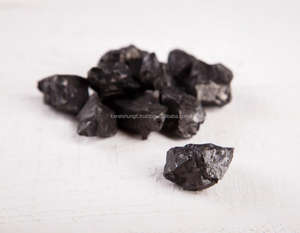 Petrovskiy Pierres Fraction Shungite Shungite/schungit 1 - 400 Gr - Product Image 1
