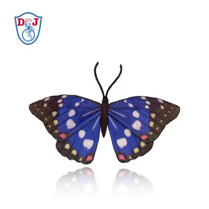 Parches de mariposa estampados por sublimación bordada, imán de nevera - Product Image 1