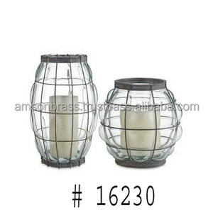 Ensemble de 2 bougeoirs en métal de style français - Product Image 4