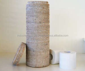 Porte-papier toilette en rotin blanc pour accessoires de salle de bain - Product Image 2