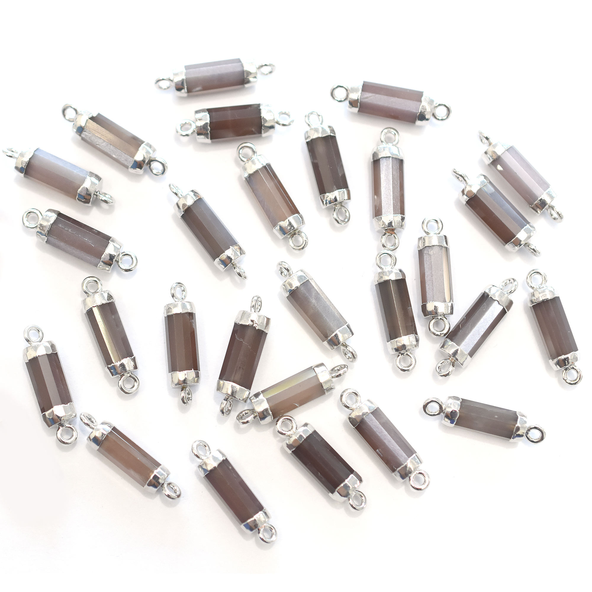 สีน้ำตาล