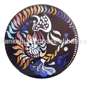 Plateau de Table en marbre de forme ronde, travail avec incrustation de fleurs - Product Image 1