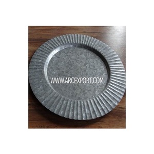 Assiettes de chargeur de designer antique Assiette de chargeur de forme ronde en assiette de chargeur galvanisée pour assiette de vaisselle à bon prix - Product Image 1