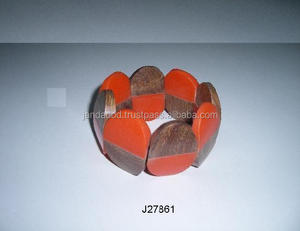 Bracelets extensibles en bois et résine de vente chaude en deux tons meilleurs pour les femmes et les filles Bracelets artisanaux en bois indien - Product Image 3