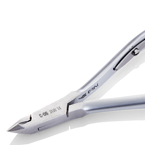 Nghia คีมตัดหนังกำพร้าสเตนเลส C-06มืออาชีพพร้อมกล่องสปริงสองชั้น - Product Image 1