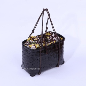 2020 Hot Trend Bamboo Handicraft Tote Bag para damas Candy Pattern Bow Decoration Cierre de doble cuerda Vintage Cotton Rattan - Product Image 5