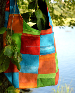 HippieTraditional Half Moon Pattern Bolsos de hombro de tela Bolsos de noche con forro de algodón - Product Image 1