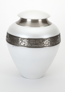 Urne funéraire pour oiseaux, style américain, adulte, par Brassworld India Funeral Supplies - Product Image 6