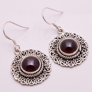 Extreme 925 Sterling Silver Femmes Grenat Boucles d'oreilles Forme ovale à la mode pour les mariages Parties-Grossiste Fabricant Exportateurs - Product Image 1
