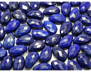Paire de pierres précieuses Lapis Lazuli naturelles faites à la main de 8mm de hauteur Cabochon à facettes bleu foncé laboratoire de haute qualité créé perle de cristal d'argent - Product Image 1