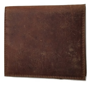 Tarjetero de piel auténtica con logotipo personalizado y diseño de caramelo, sirve para guardar tarjetas de crédito para uso comercial - Product Image 3