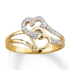 Hermoso anillo de diamante de doble corazón para siempre