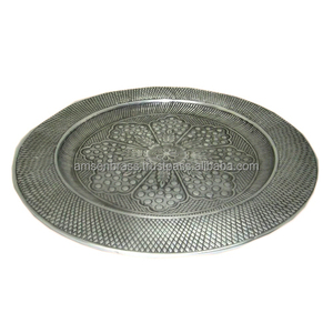 Placa de cargador antigua negra, mesa de comedor, placa de cargador usada, platos de diseño moderno, platos decorativos de mesa - Product Image 4