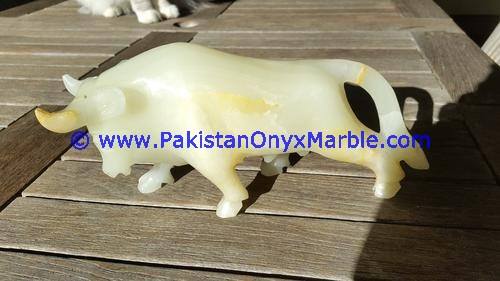最高品質のオニキス彫刻雄牛像| Alibaba.com
