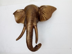 Grande statue d'éléphant sauvage polie en aluminium moulé en métal - Product Image 3