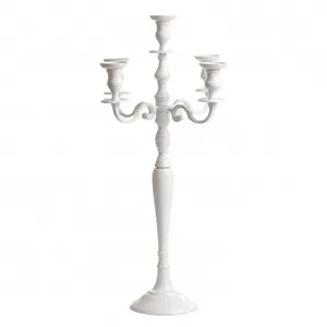 Candélabre blanc à 5 bras en métal de style européen Candélabre de décoration de fête d'événement de mariage Centres de table et de sol - Product Image 1