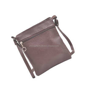 Sac à bandoulière en cuir de vache pour femmes et filles - Product Image 1