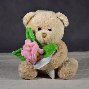 Mooie Kunstmatige Rose Flower Boeket Valentine Gift Custom Teddybeer
