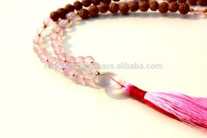 Collar Largo de Cuentas Mala de 108 Cuentas, Cuarzo Rosa Rudraksha de 8mm, Facetado, con Borla Anudada, Joyería Artesanal de Piedras Preciosas, Tercer Grado - Product Image 5