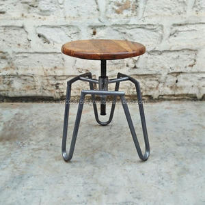 Taburete de hierro y madera, gran oferta - Product Image 1