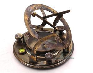 Top Grade Brass Đồng hồ mặt trời La bàn 8 ''xách tay Phong cách độc đáo kỹ thuật số quay số hiển thị kích thước tùy chỉnh du lịch ngoài trời Đi kèm hộp gỗ - Product Image 4