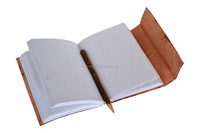 Alta calidad 100% cuero genuino Jesucristo Cruz en relieve hecho a mano diario personalizado cuadernos con Metal C bloqueado
