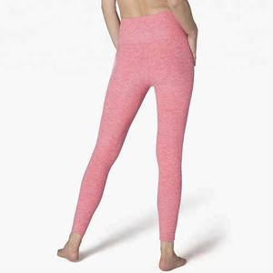 กางเกงเลกกิ้งเพิ่มประสิทธิภาพการออกกำลังกายของคุณด้วยดีไซน์ที่สดใสและความสบายที่เหนือกว่า  รับมือกับการเคลื่อนไหวอย่างมีสไตล์ - Product Image 4