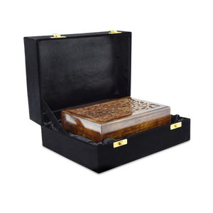 Urnas de cremación de madera con caja de terciopelo, nuevo diseño - Product Image 1