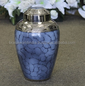 Brassworld India's Precious Brass Cremation Urn Suministros funerarios Premium - Product Image 2