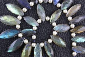 Impressionnant qualité 1 brin naturel Labradorite pierre précieuse bleu Flash Marquise forme facettes Briolette perles en gros - Product Image 3