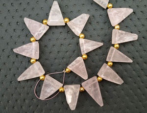 ธรรมชาติ19ชิ้นทรงสามเหลี่ยมหยาบหินโรสควอตซ์อัญมณีด้านข้างไม่ผ่านกระบวนการตัดด้วยมือหินสีชมพูสำหรับการแตกหัก - Product Image 5