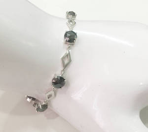 สร้อยข้อมือเพชรสีดำแฟนซีทรงกลม7.00กะรัตสำหรับผู้หญิงทองคำขาว14K สร้อยข้อมือเพชรแฟนซีตัดดอกกุหลาบสีดำทองแท้ - Product Image 3