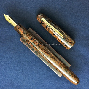 ปากกาหมึกซึม "houju" ทำด้วยมือคุณภาพสูงจากญี่ปุ่นผลิตจากเหล็กผสมสีส้มคุณภาพสูง - Product Image 2