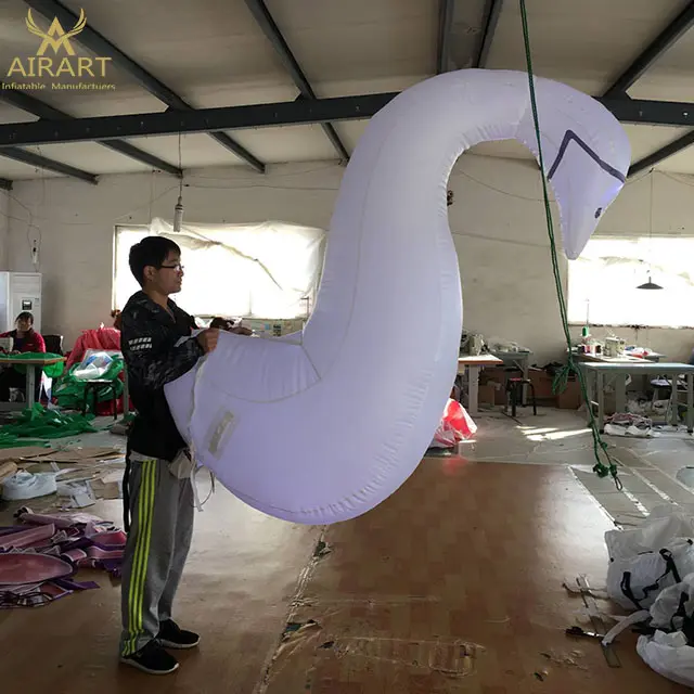 China atacado preço branco inflável cisne traje com iluminação z03