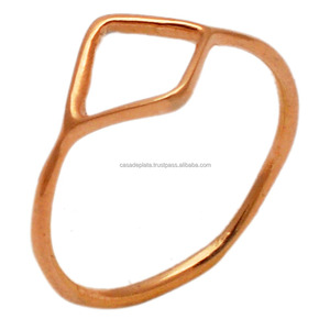 Diseño simple 925 Anillo liso de plata esterlina Anillo chapado en oro rosa Joyería para mujer. Mayorista Fabricación POR CASA DE PLATA. - Product Image 1