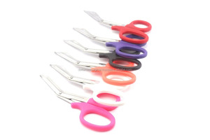 Ciseaux manuels en plastique Delta Med pour les professionnels de la santé et les usages généraux, partie d'un ensemble d'instruments chirurgicaux de qualité supérieure - Product Image 2