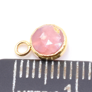 Pendentif plaquée or en opale rose 8 à 10 MM, nouvelle collection, pendentif avec médaillon de forme ronde en or - Product Image 2