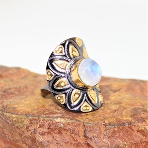 Nueva colección 925 Anillo floral de plata esterlina 18K Chapado en oro Negro Rodio Arco Iris Piedra lunar para bodas y fiestas - Product Image 4