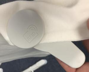 Etiqueta de pin reutilizable para ropa, UTC-03, UHF, RFID, EAS, venta al por menor - Product Image 1